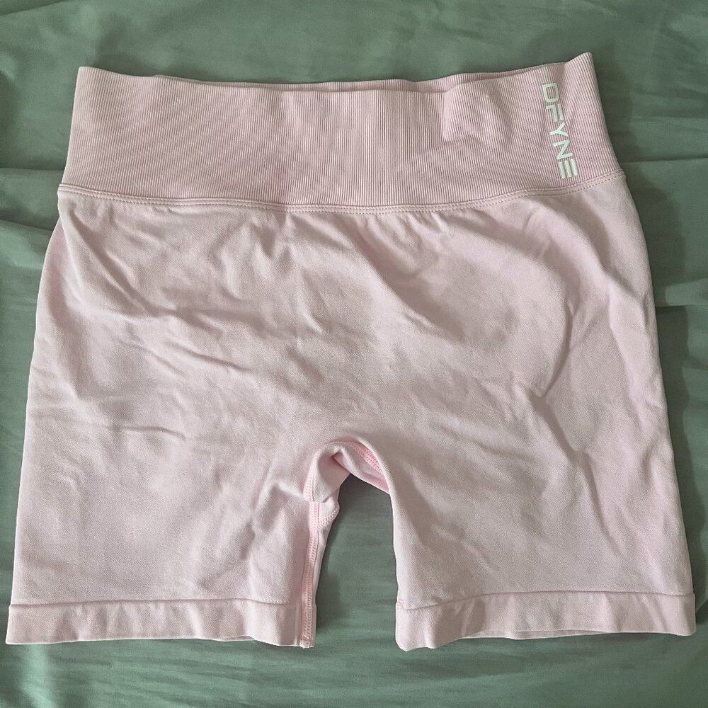 Pink Dynamic Shorts | 4.5'
